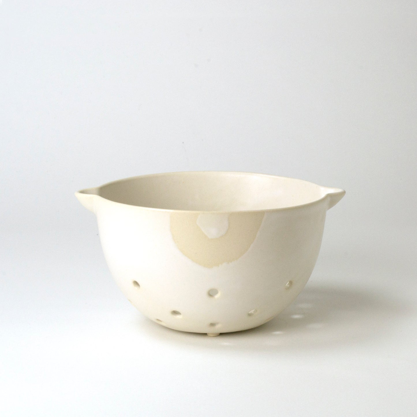 Passoire à petits fruits blanc mat